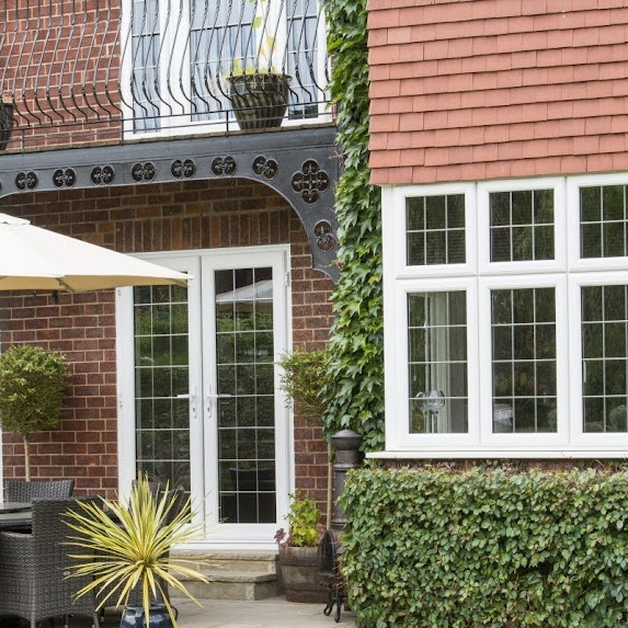 Are your windows starting to look a bit tired? Give your house a face lift with a set of new windows.